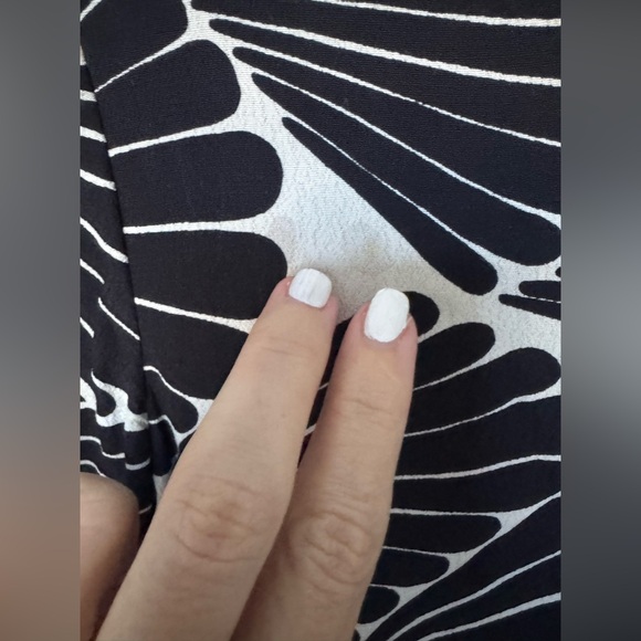 J. Crew Black and White Graphic Shell Motif Mini Dress Size 4 with 3/4 sleeves - Picture 7 of 12